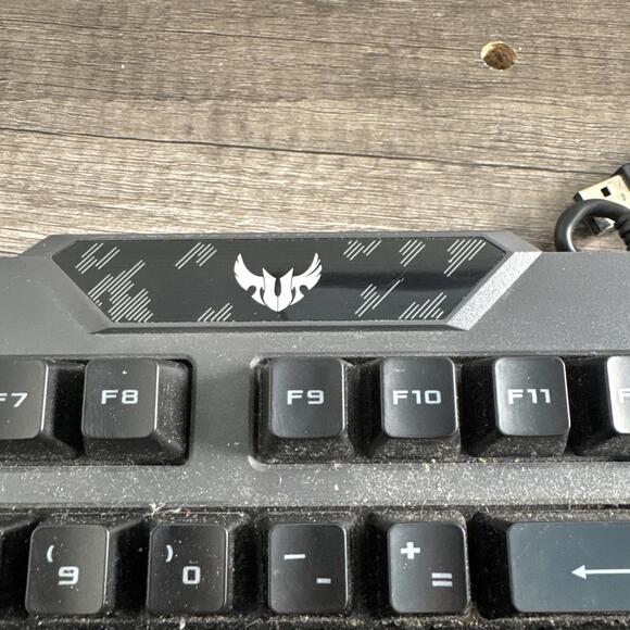 ASUS TUF GAMING K5 Gaming Keyboard Used - Picture 3 of 5